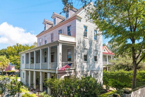 36 Mary St, Charleston, SC, 29403-6208 | Card Image