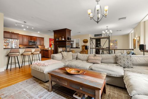 unit-5-391 Walnut St, Newton, MA, 02460-2231 | Card Image