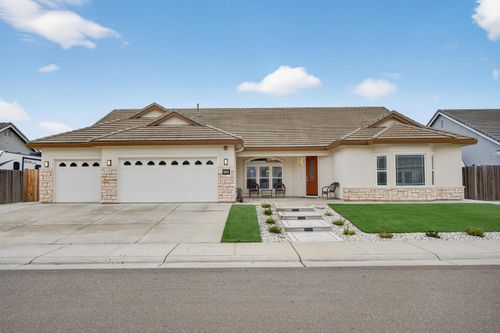 712 Parkridge Dr, Galt, CA, 95632-3603 | Card Image