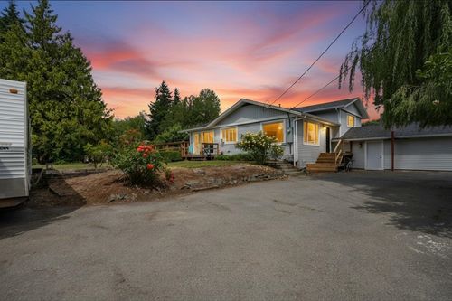 4725 Simmons Rd, Chilliwack, BC, V2R4R7 | Card Image