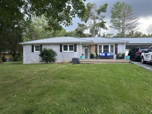 1037 Highway 100, Centerville, TN, 37033-1113 | Card Image