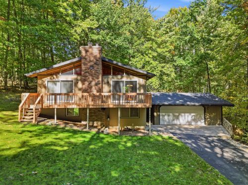 11962 Trail Creek Drive, Morton Township, MI, 49346 | Card Image