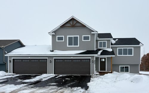 4605 8th St Ne, Saint Cloud, MN, 56304-4665 | Card Image