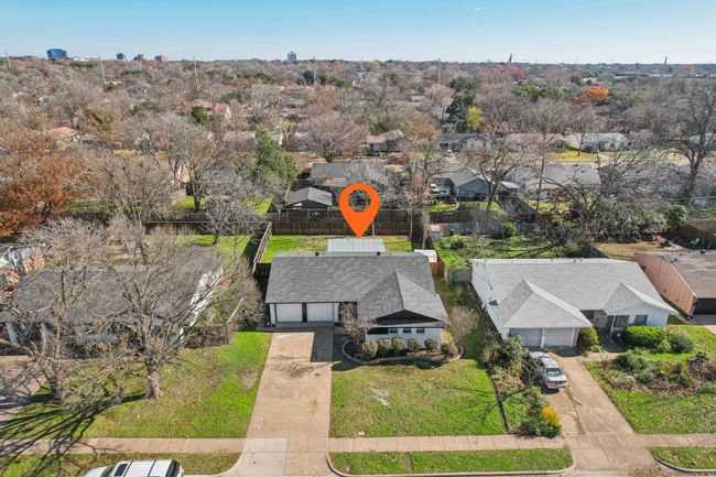 Aerial perspective of suburban area | Image 25
