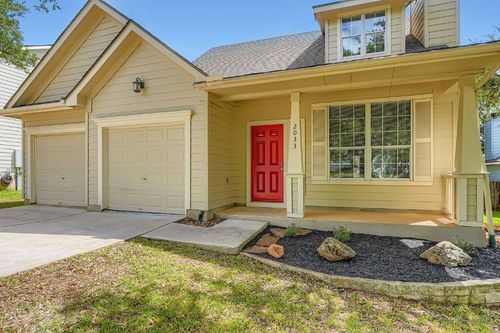 2033 Northview Dr, San Marcos, TX, 78666-2294 | Card Image