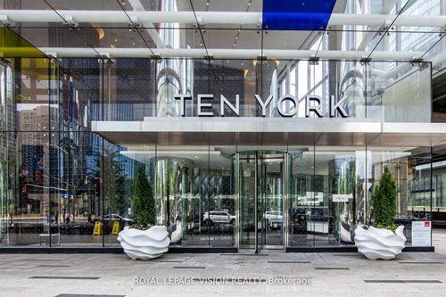 5813-10 York Street, Toronto, ON, M5J0E1 | Card Image