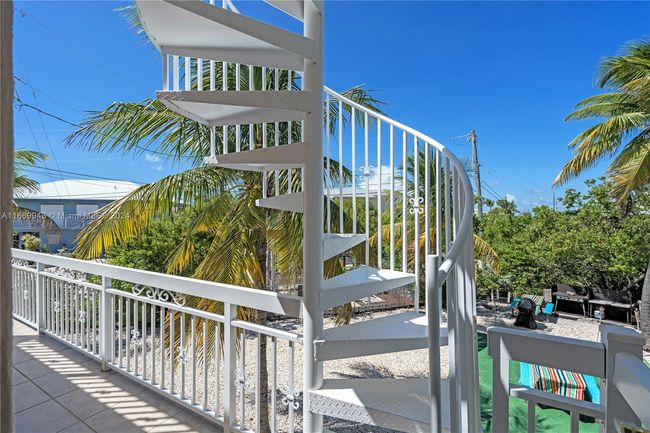 127 - 127 S Layton Dr, House other with 3 bedrooms, 2 bathrooms and null parking in Long Key FL | Image 27