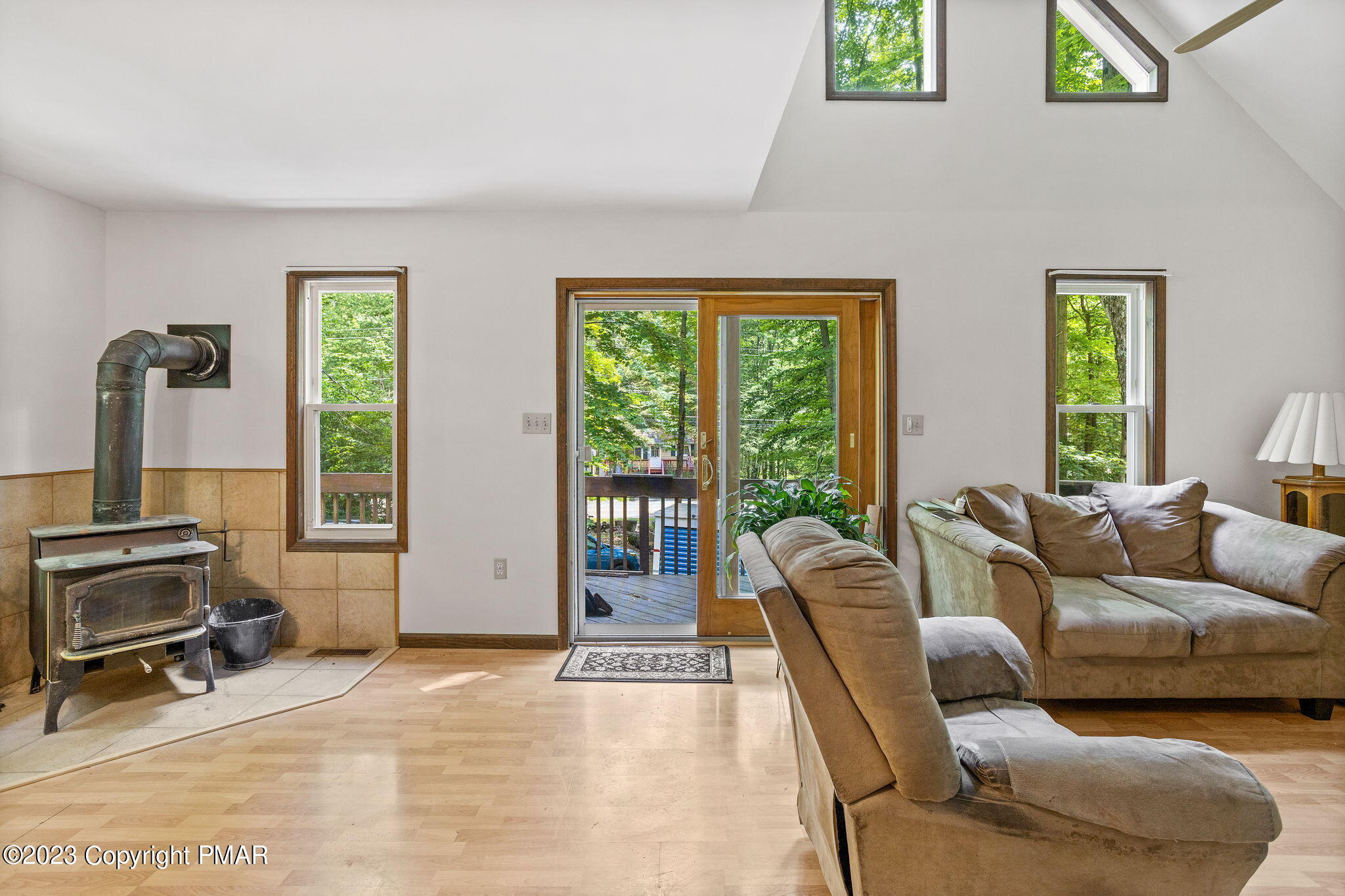 Wyalusing Dr, Pocono Lake, PA 18347