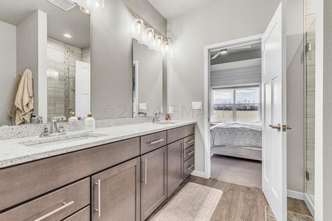 Master Bathroom | Image 18