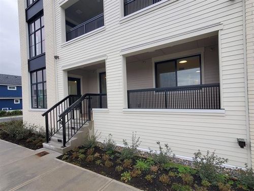 102-320 Ridge St, Delta, BC, V4L0B5 | Card Image