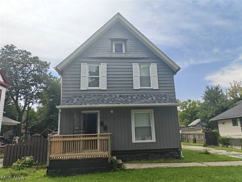 18402 Melville Rd, Cleveland, OH, 44110-2820 | Card Image