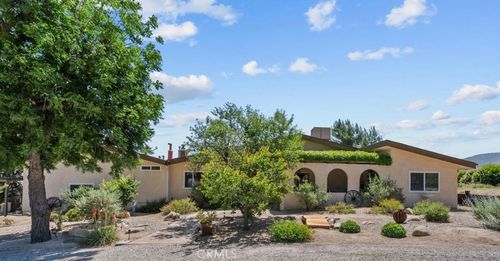 39662 86th St W, Leona Valley, CA, 93551-7415 | Card Image
