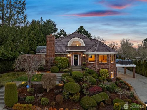 19301 4th Pl Sw, Normandy Park, WA, 98166-4166 | Card Image