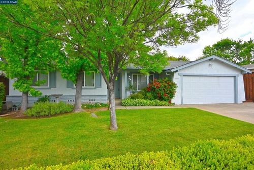 4331 Blenheim Way, Concord, CA, 94521-4258 | Card Image