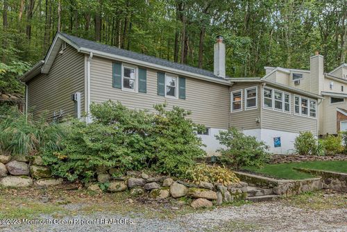 36 Ferris Ln, Oak Ridge, NJ, 07438-9157 | Card Image