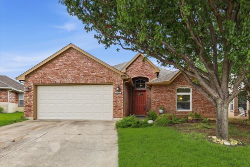 8720 Lariat Cir, Fort Worth, TX, 76244-7996 | Card Image