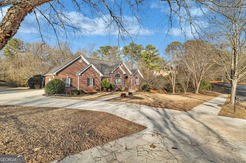 1064 Crown River Pkwy, Mcdonough, GA, 30252-4582 | Card Image