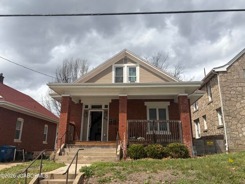 810 Jackson St, Jefferson City, MO, 65101-3433 | Card Image