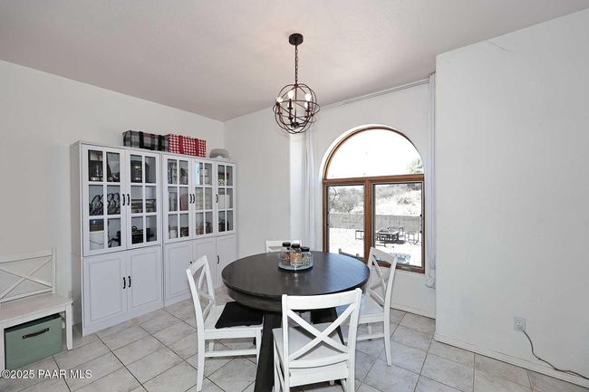 Breakfast Nook | Image 8