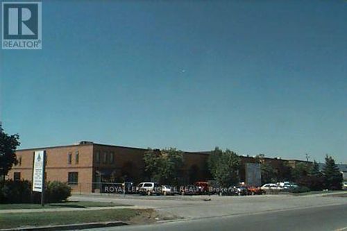 32-400 Creditstone Road, Vaughan (Concord), ON, L4K3Z3 | Card Image
