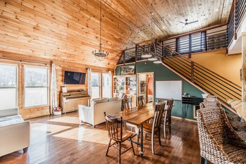 440 Honeysuckle Lane Rd, Bethpage, TN, 37022-4602 | Card Image