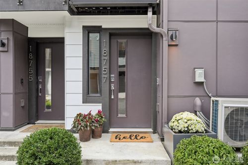 18757 76th Ave W, Lynnwood, WA, 98037-4113 | Card Image