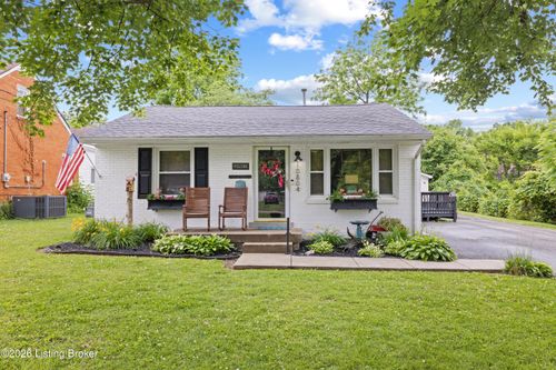 10804 June Dr, Fairdale, KY, 40118-9318 | Card Image