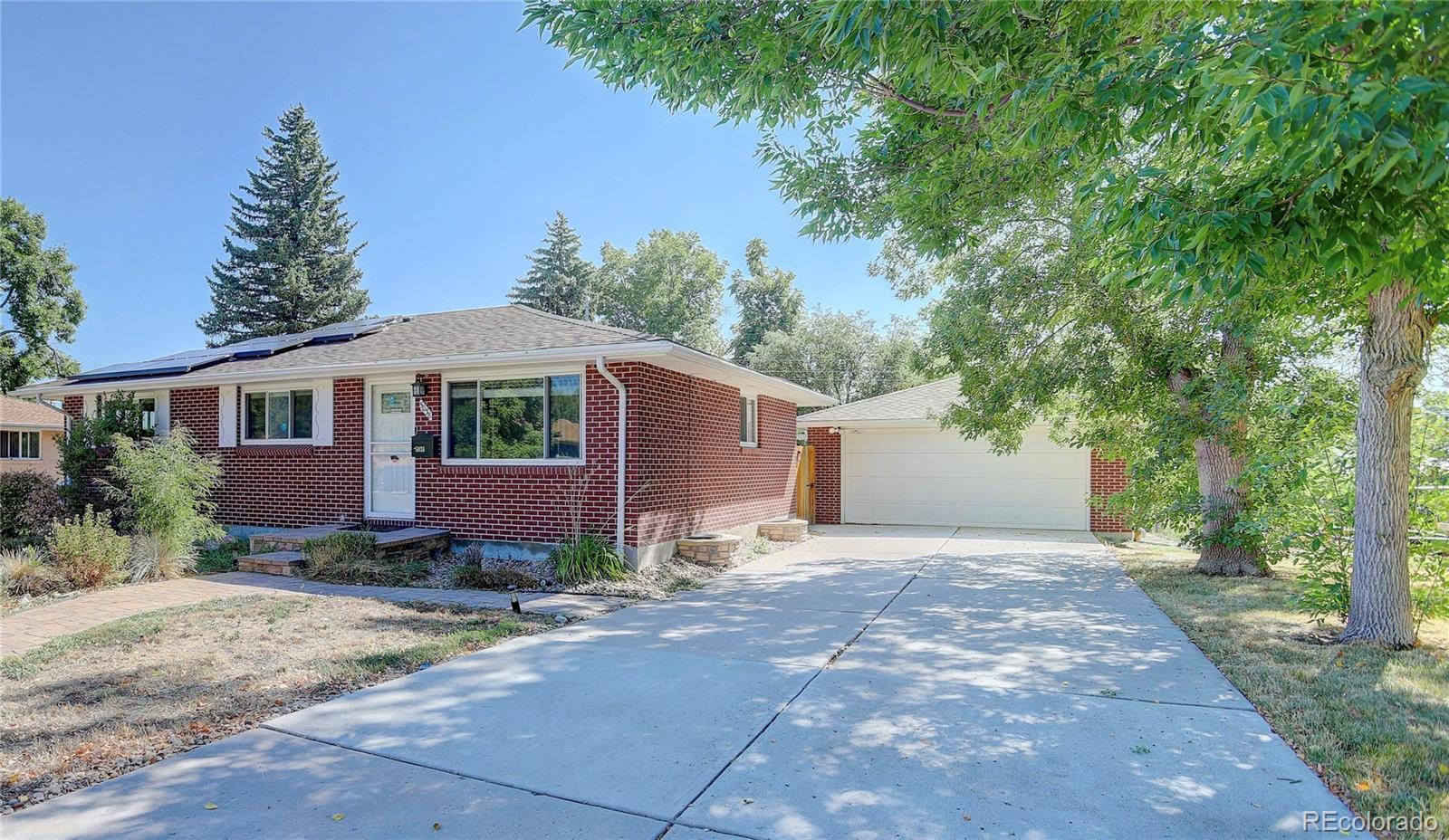 Linden Dr, Englewood, CO 80110