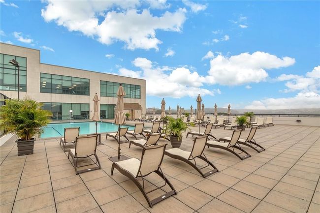 APT-17C - 10 City Pl, Condo with 2 bedrooms, 3 bathrooms and null parking in White Plains NY | Image 14