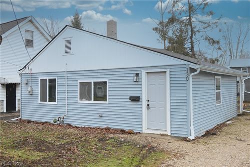 130 Traymore Blvd, Eastlake, OH, 44095-1024 | Card Image