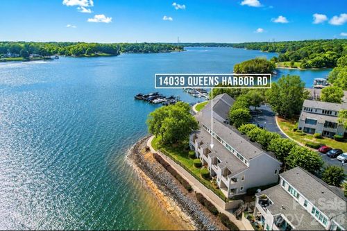 14039 Queens Harbor Rd, Charlotte, NC, 28278-7358 | Card Image