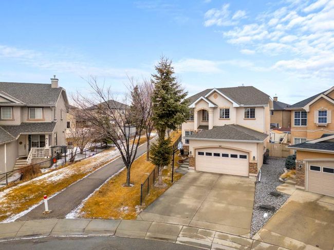 226 Everwillow Close Sw, House other with 5 bedrooms, 4 bathrooms and 4 parking in Calgary AB | Image 46