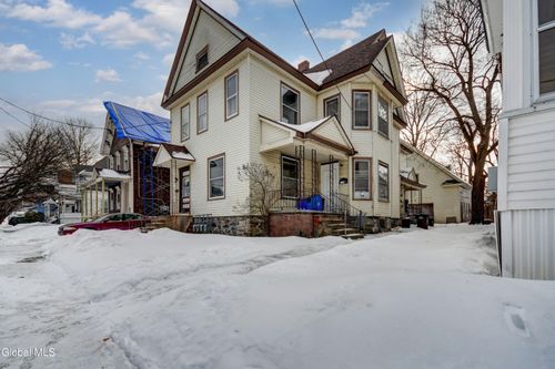 10 2nd Ave, Gloversville, NY, 12078-2489 | Card Image