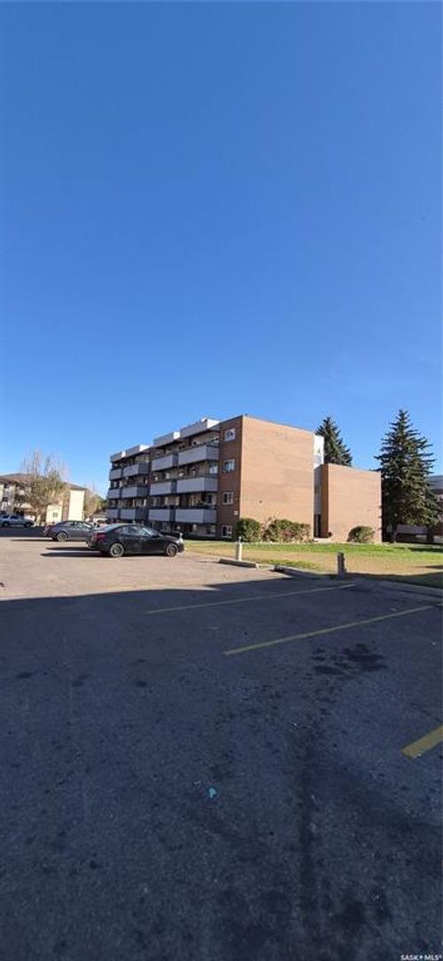 101-529 Av X S, Saskatoon, SK, S7M4P8 | Card Image