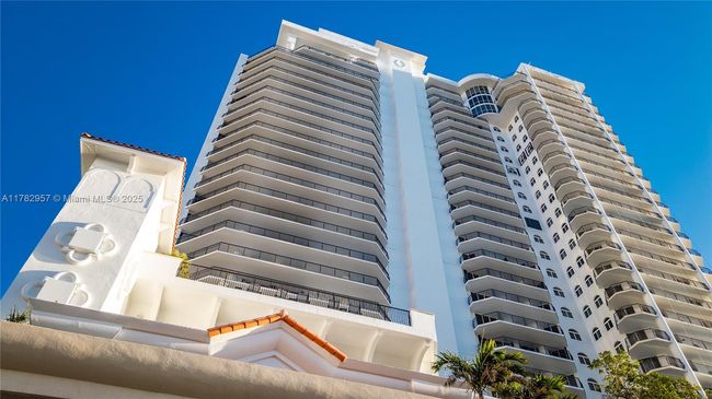 APT-1602C - 100 S Birch Rd, Condo with 3 bedrooms, 3 bathrooms and null parking in Fort Lauderdale FL | Image 87