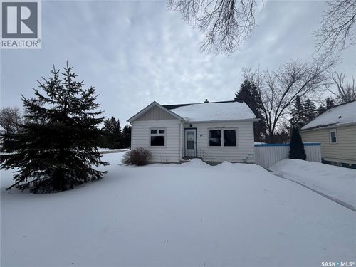 47 James Ave, Yorkton, SK, S3N2C3 | Card Image