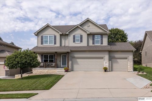 19320 Blaine St, Omaha, NE, 68135-3720 | Card Image