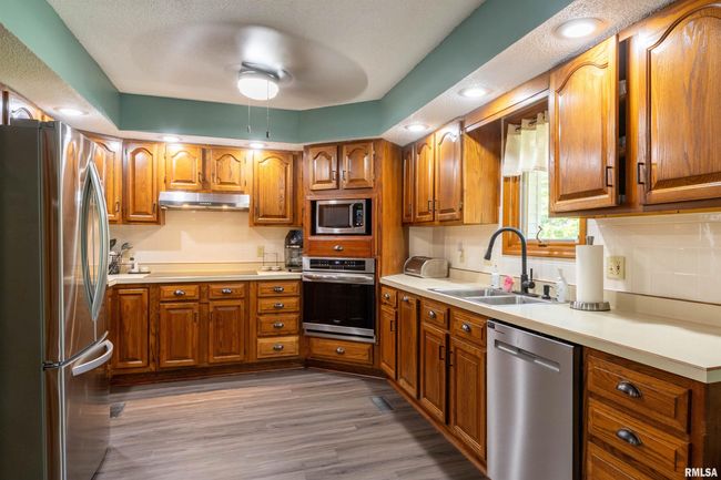 1803 Spring Garden Rd, House other with 3 bedrooms, 3 bathrooms and null parking in Marion IL | Image 10