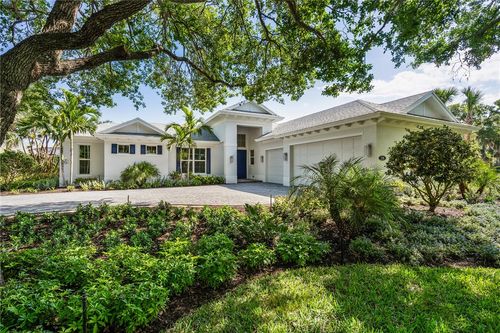 238 Oak Hammock Cir Sw, Vero Beach, FL, 32962-8200 | Card Image