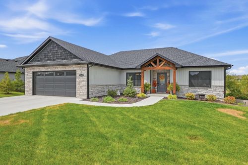 15445 Revolutionary Dr, ASHLAND, MO, 65010-4521 | Card Image