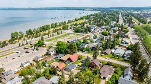 5014 43 St, Sylvan Lake, AB, T4S1C1 | Card Image