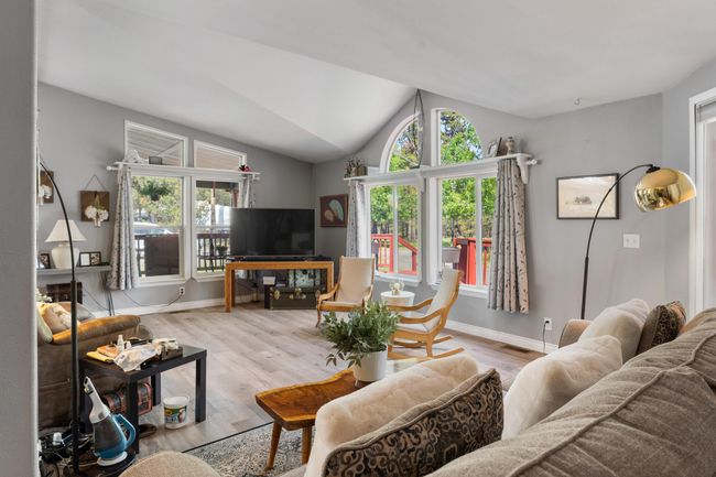 60-Living Room | Image 21