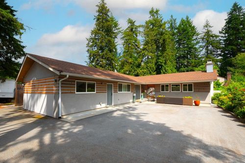 2420 Edgemont Blvd, North Vancouver, BC, V7P2L1 | Card Image
