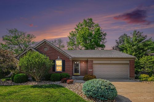 1540 Thornberry Rd, Amelia, OH, 45102-1748 | Card Image