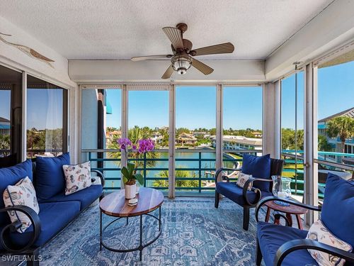 2-241-305 Park Shore Dr, NAPLES, FL, 34103-2612 | Card Image