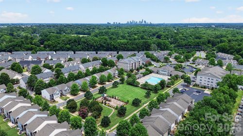 6629 Portland Rose Ln, Charlotte, NC, 28210-4667 | Card Image