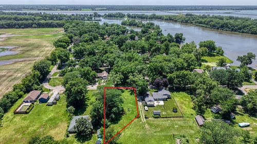 26030 Willow Ln, Wilmington, IL, 60481-9322 | Card Image