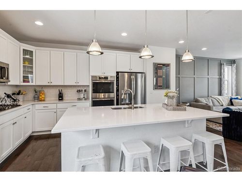 15763 E Broncos Pl, Englewood, CO, 80112-4755 | Card Image