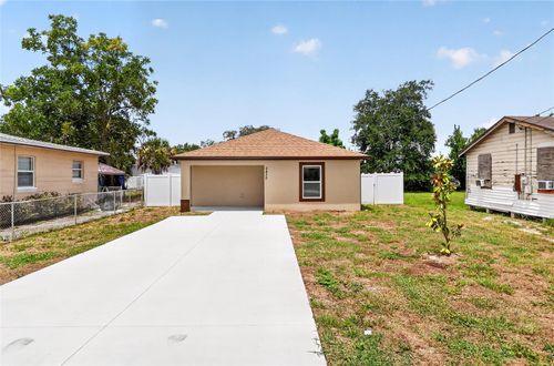 2435 5th St Ne, Winter Haven, FL, 33881-1621 | Card Image