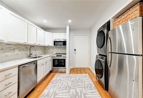 apt-17l-45 Folly Field Rd, Hilton Head Island, SC, 29928-5491 | Card Image
